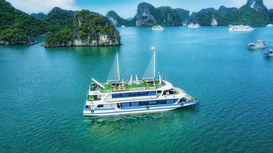 Ha Long Bay Day Cruise